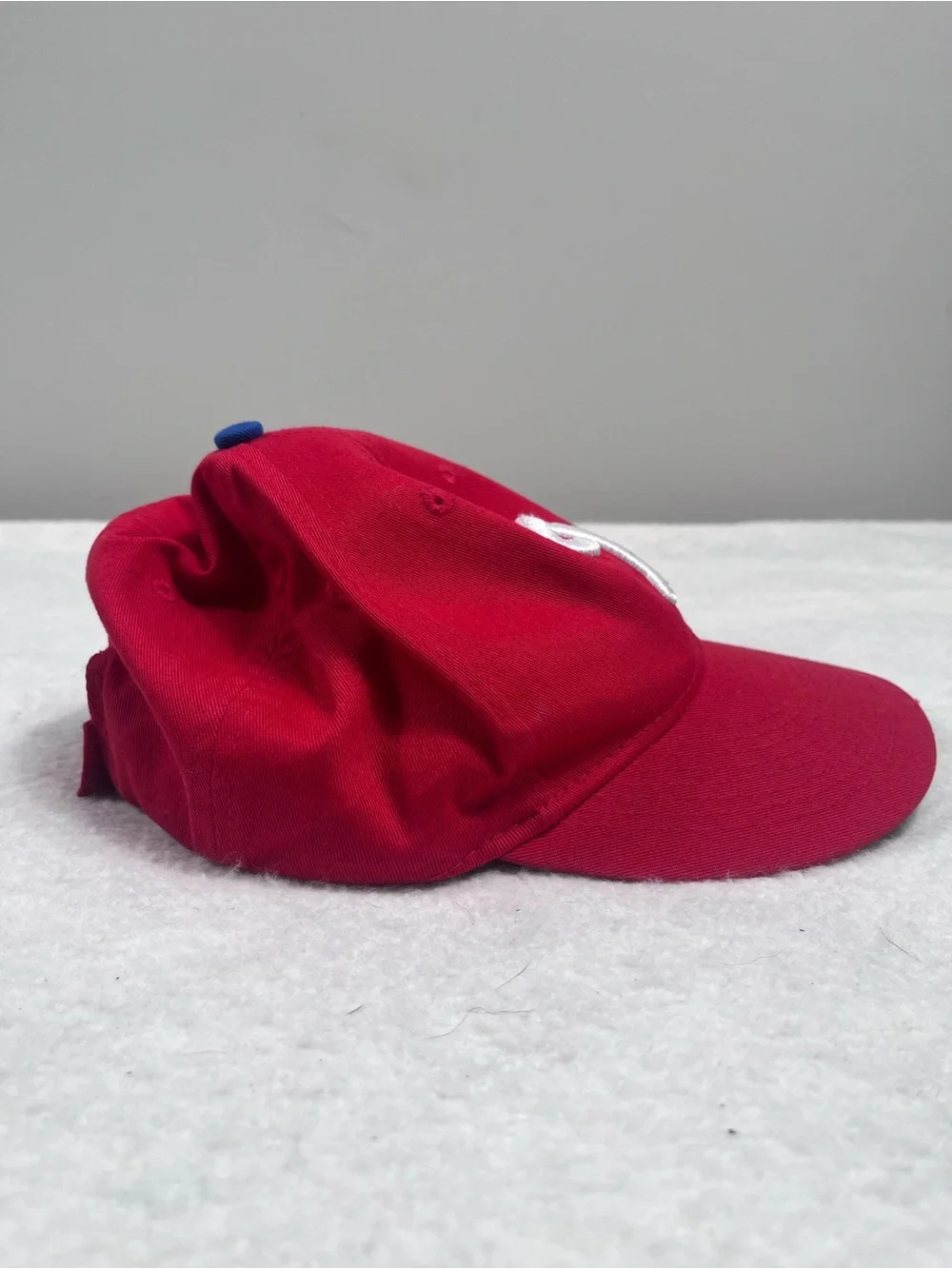 Youth Red Baseball Cap with White 'P' Logo